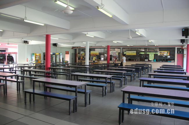 �¼�����������ѧԺ