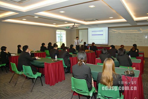 �¼�����ѧ