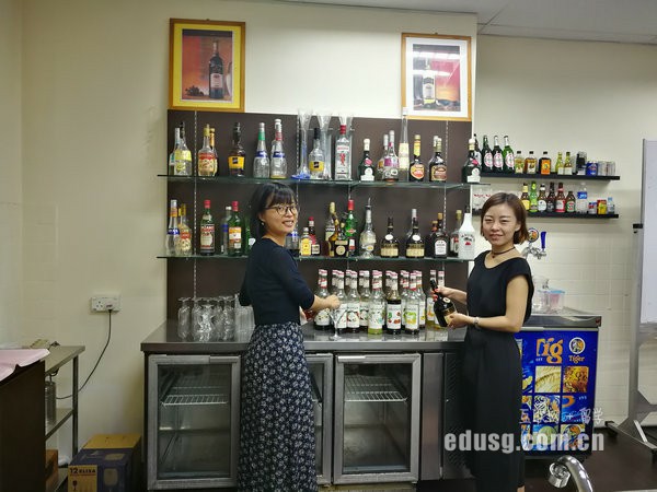 �¼�����ѧ