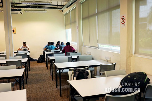 新加坡莎顿国际学院