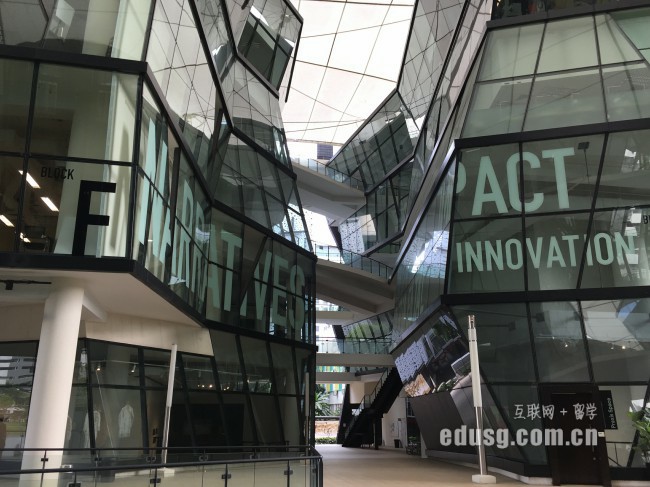 �¼��°���ѧԺ