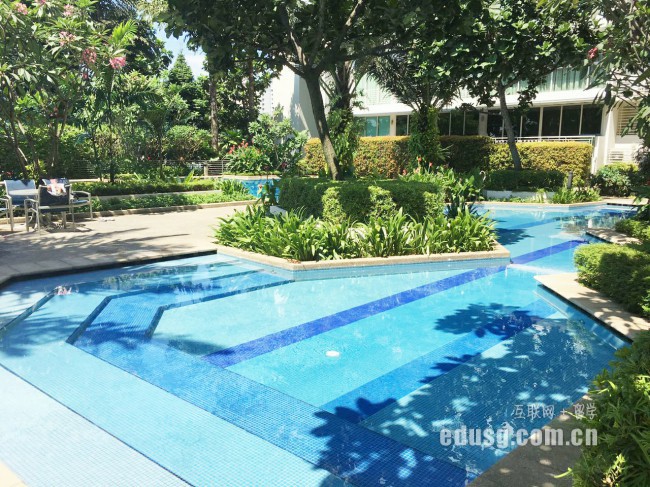 ������ѧ�н��ļҺ�