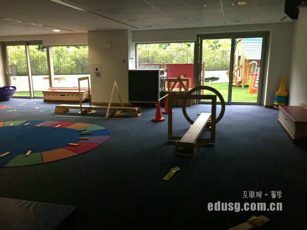 �¼���tmcѧԺ��ղķ˹��˴�ѧ�ĸ��ȽϺ�