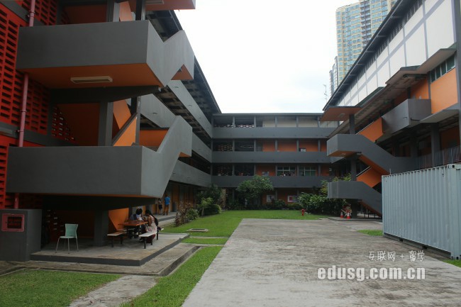 �¼���tmcѧԺ��ղķ˹��˴�ѧ�ĸ��ȽϺ�