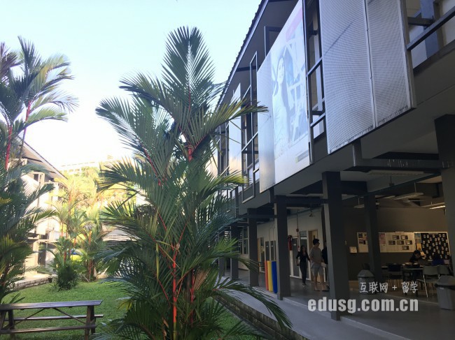 �¼����Է���ѧҪ������Ǯ