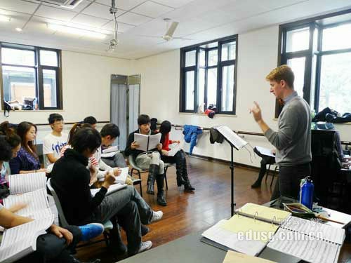 新加坡义安理工学院医疗健康管理专业费用