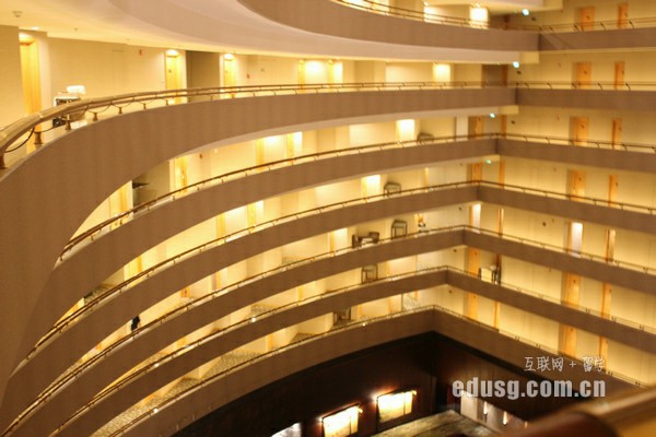 新西兰奥拉克技术学院费用