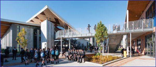 新西兰雅芳戴尔中学