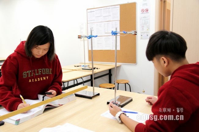 �����������д�ѧ��������