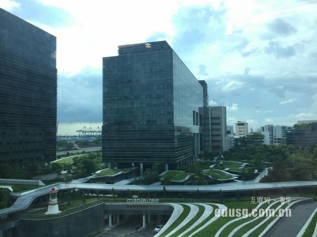 �¼��´�ѧ���רҵ