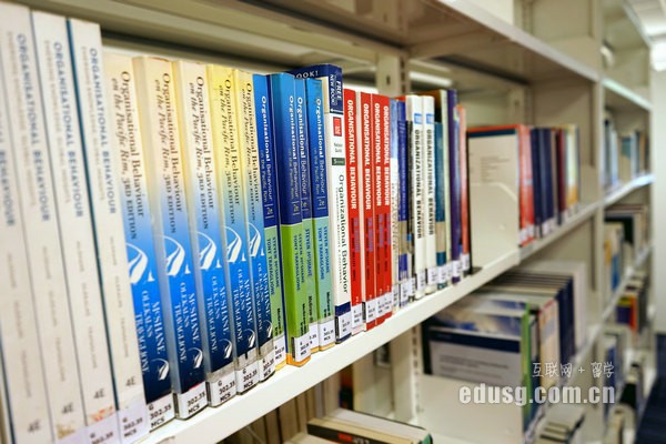 �¼���Ӣ����ѧԺ���¼��¿�͢�Ƽ���ѧ�ĸ���