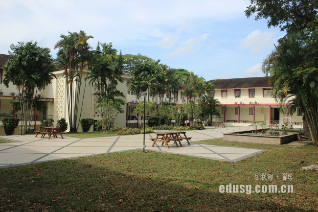 新西兰西方理工学院学费