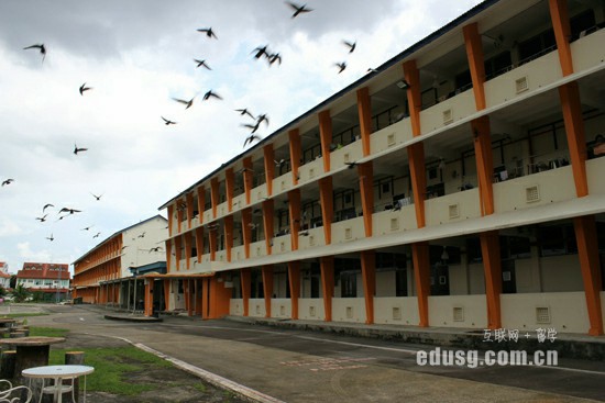 �����רҵ�¼����ĸ���ѧ��