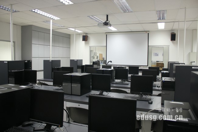 �¼�����ѧ�決רҵ��������