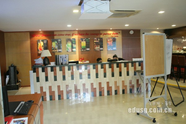 �¼��¸���Ԥ��ѧԺ��ר����