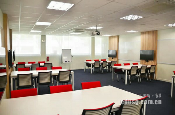 ����רҵ�¼����ĸ�ѧУ��