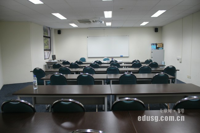 新西兰维特利亚理工学院贸易学院