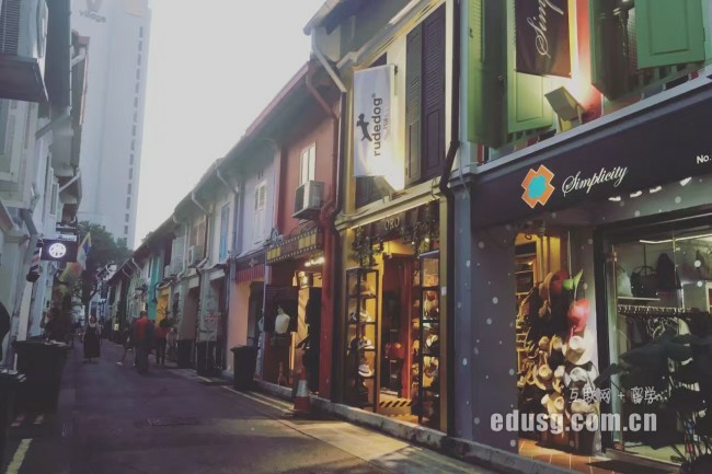 �¼�����ѧ��ý��רҵ