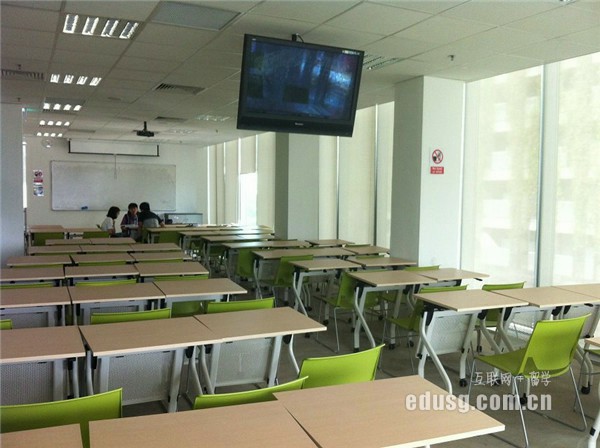 新加坡旅游管理学院语言课程