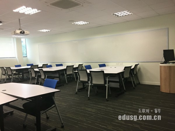 新加坡市场学院英语课程