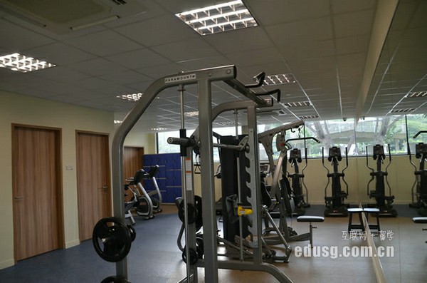 新加坡旅游管理学院英语课程