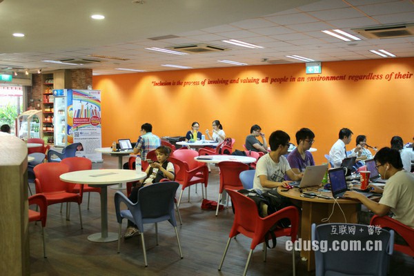 �¼���SAAѧԺ��ʲô�γ̱ȽϺ�