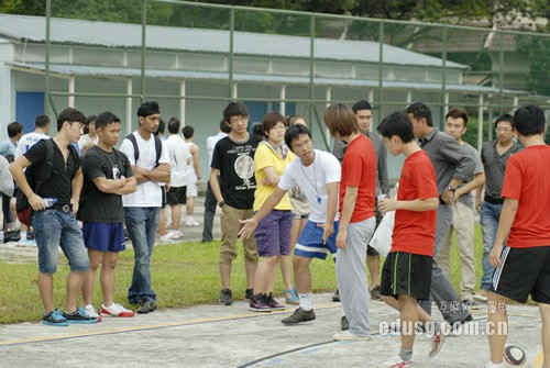 �¼��¶�������г�Ӫ���ĸ���