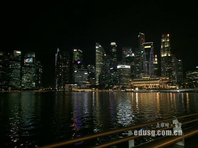 ȥ�¼���ѧʲôרҵ�þ�ҵ