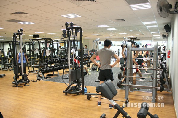 �¼�����ѧ�۸����Ǯ