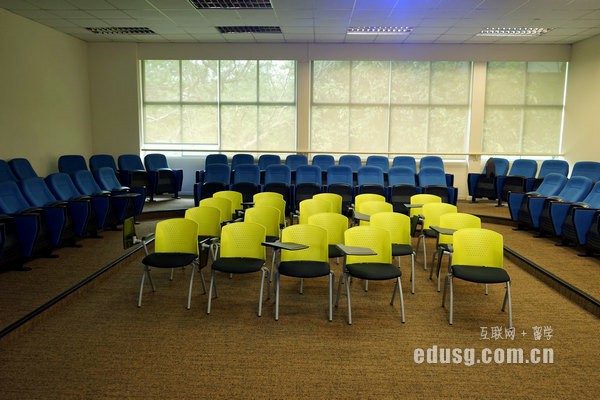 新加坡大学招生要求