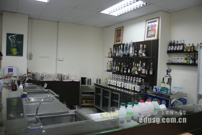 怎么申请新加坡大学