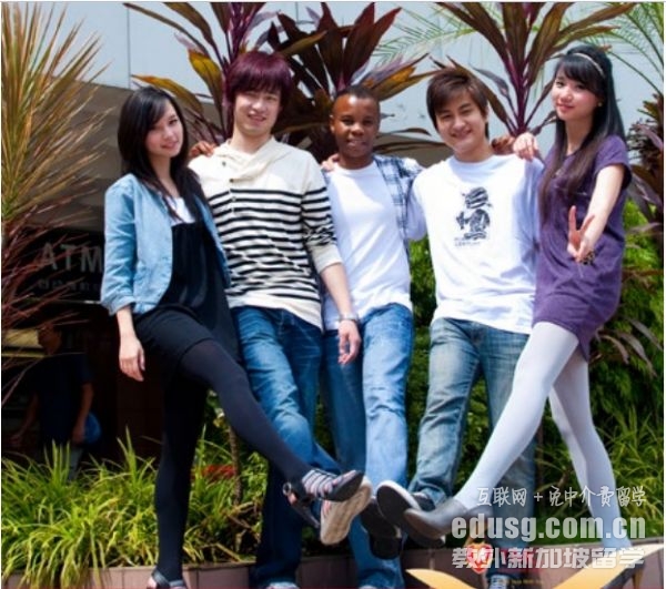 �¼���Ӣ����ѧԺ�̿���������