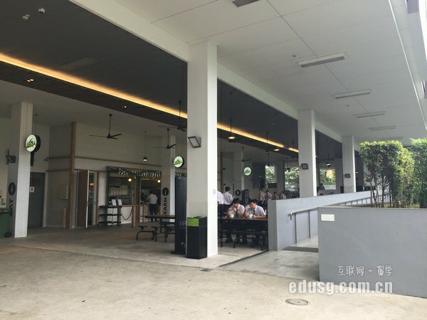 �¼��°���ѧԺ���רҵ�γ�