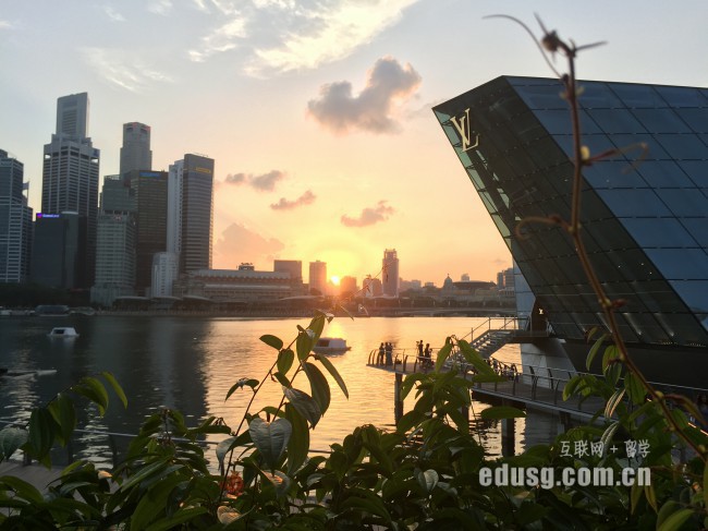 �¼�������ʿ�ߵȽ���ѧԺ˶ʿѧ��