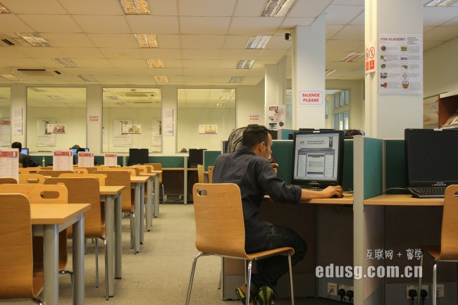 �¼��°��Ź���ѧԺ���ſγ�