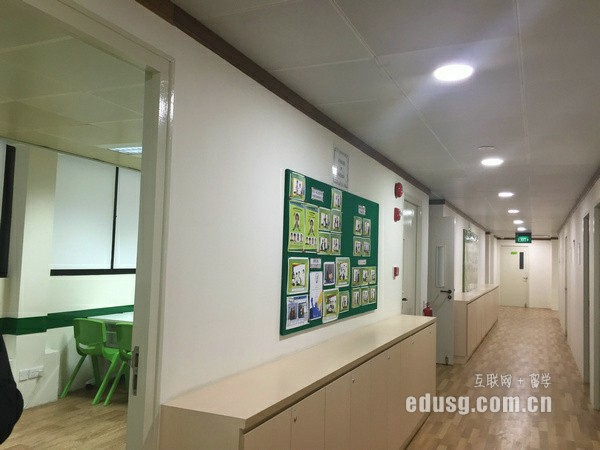 �¼��°��Ź���ѧԺ���ſγ�