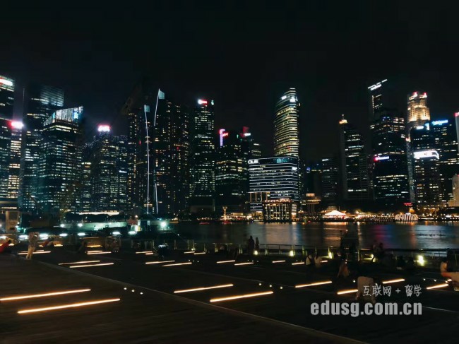 �¼���Ӣ����ѧԺmba����