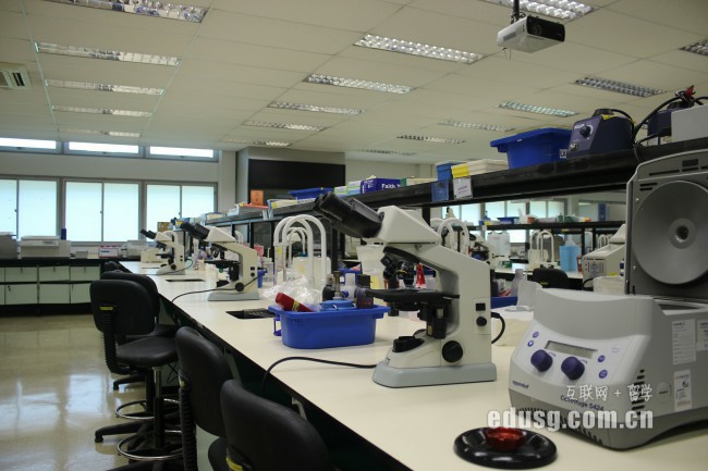 �¼��°���ѧԺ�̿���������