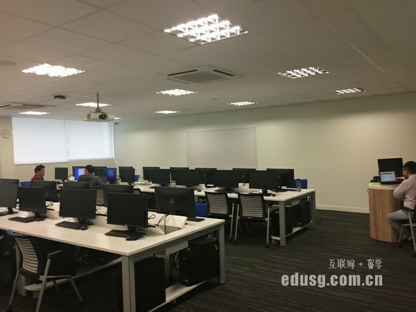 新西兰几月份开学