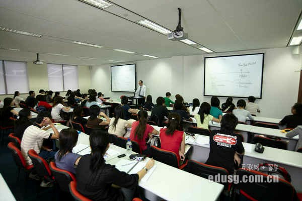 �¼��������ִ�����ѧԺ���ſγ�