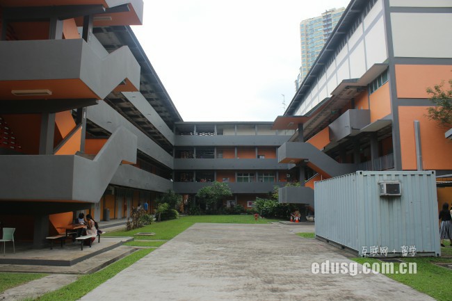 ר������ѧ�¼��������ִ�����ѧԺ