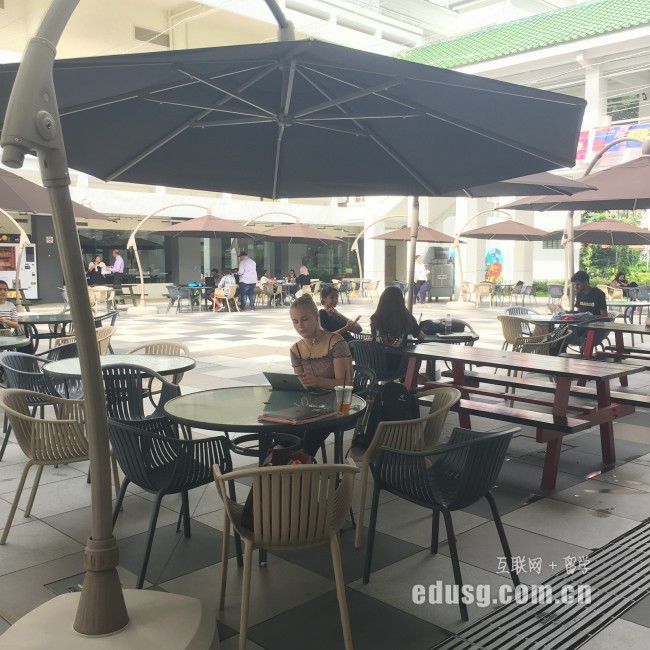 �¼��¶��ǹ���ѧԺһ����Ҫ����Ǯ