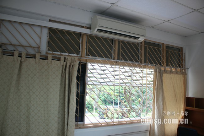 赴新加坡留学一年多少钱