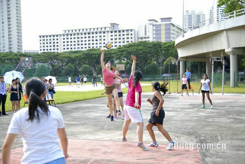 �¼���ʲôѧУ���רҵ�ȽϺ�