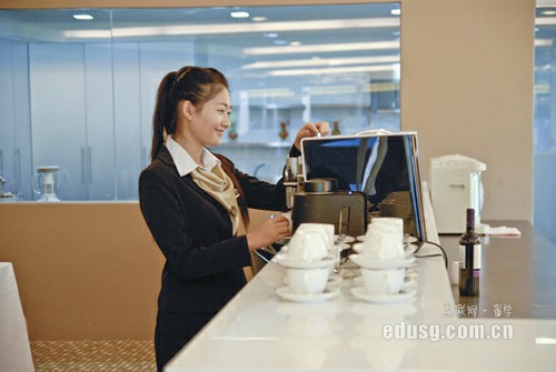 �¼�����ѧ��Ϣ����רҵ�Ƽ�