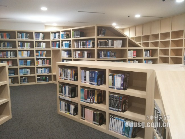 去新加坡读计算机专业哪所学校好