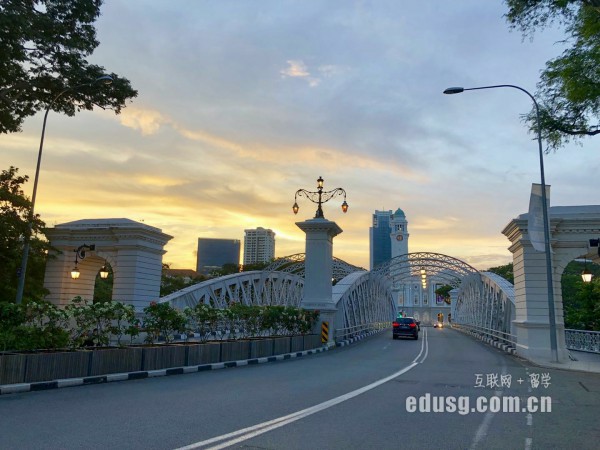 �¼�����Щ��ѧ���о����γ�