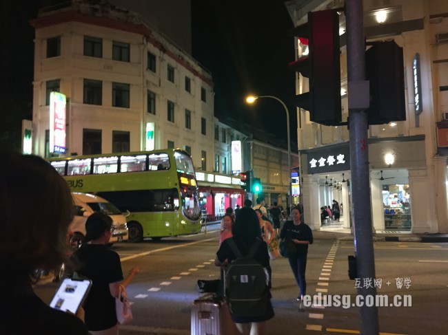 私立研究生留学新加坡