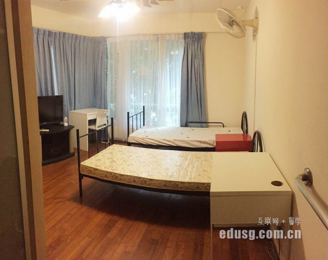 新加坡学校学费