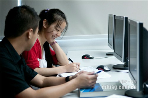 �¼�����˼����ʱ��